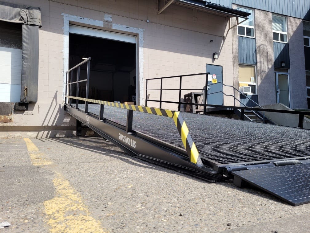 Ground to Dock Ramp Toronto Warehouse Loading Ramp